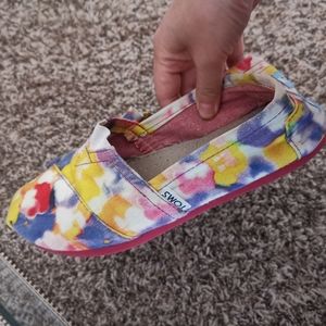 Toms flats 5.5